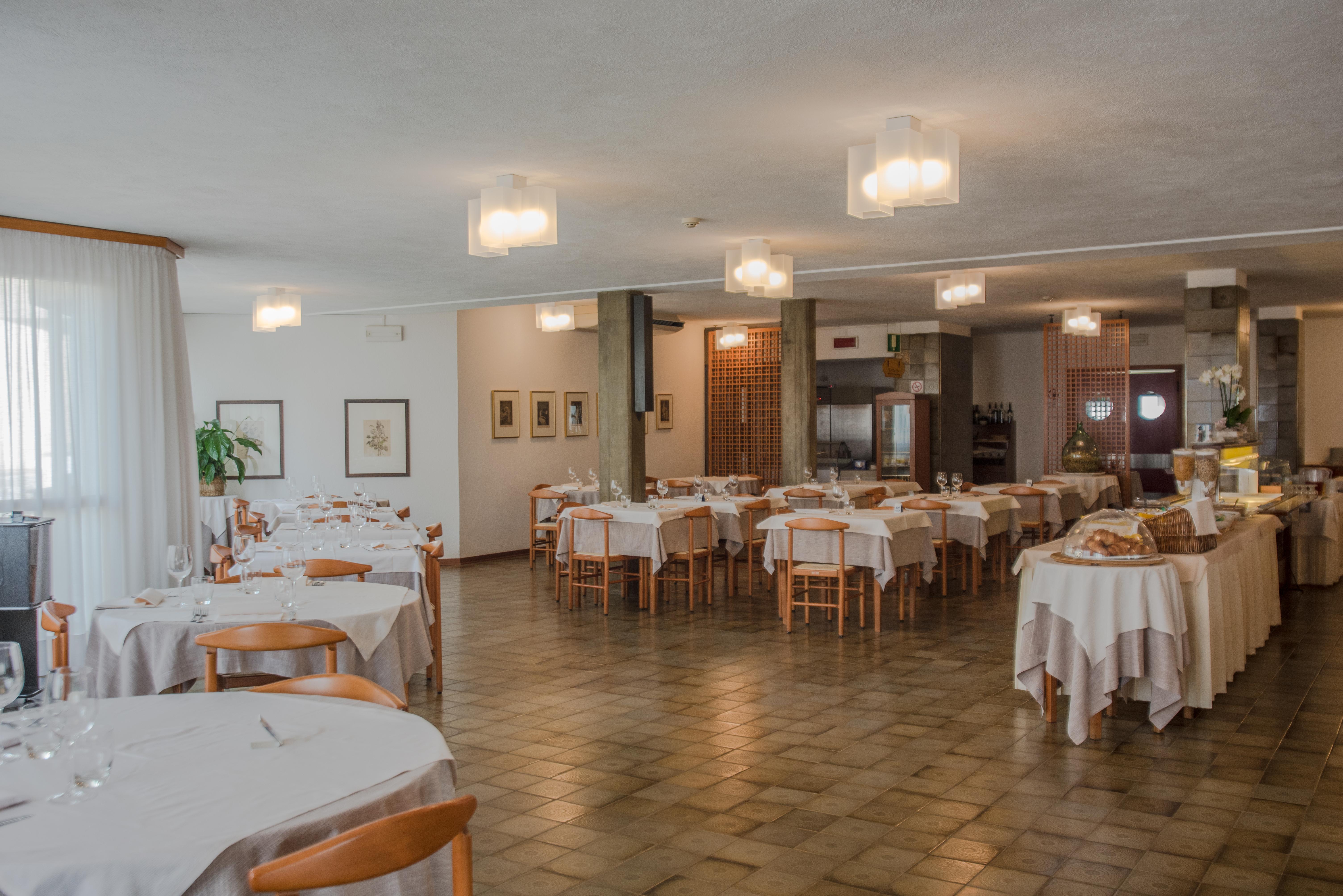 Hotel Argentina Grado Exterior foto